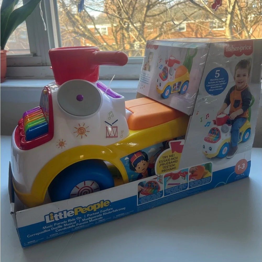 Fisher-Price Little People Music Parade Ride-On